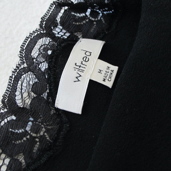 ARITZIA Wilfred Amaryllis Lace Camisole - Picture 4 of 4